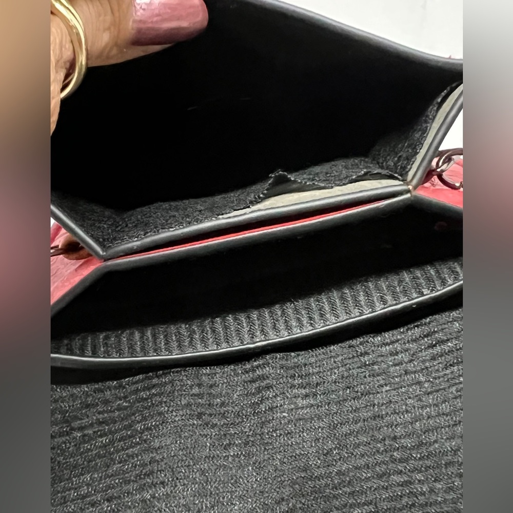 Red Pleather/Vegan Leather Crossbody Satchel - Picture 5 of 6